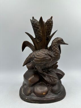 VTG Bronzed Metal Duck in Reeds Cattails Rocks Sculpture Thailand for Domain